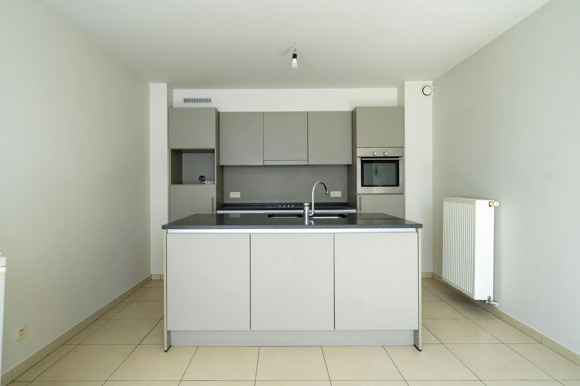 006e2510cbb89985d219a46e1c003b77