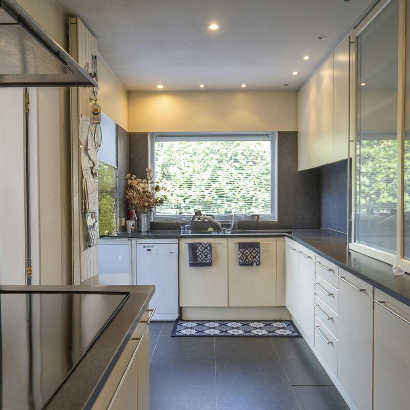 81f3fe728972b9d7457177a14298e9cc