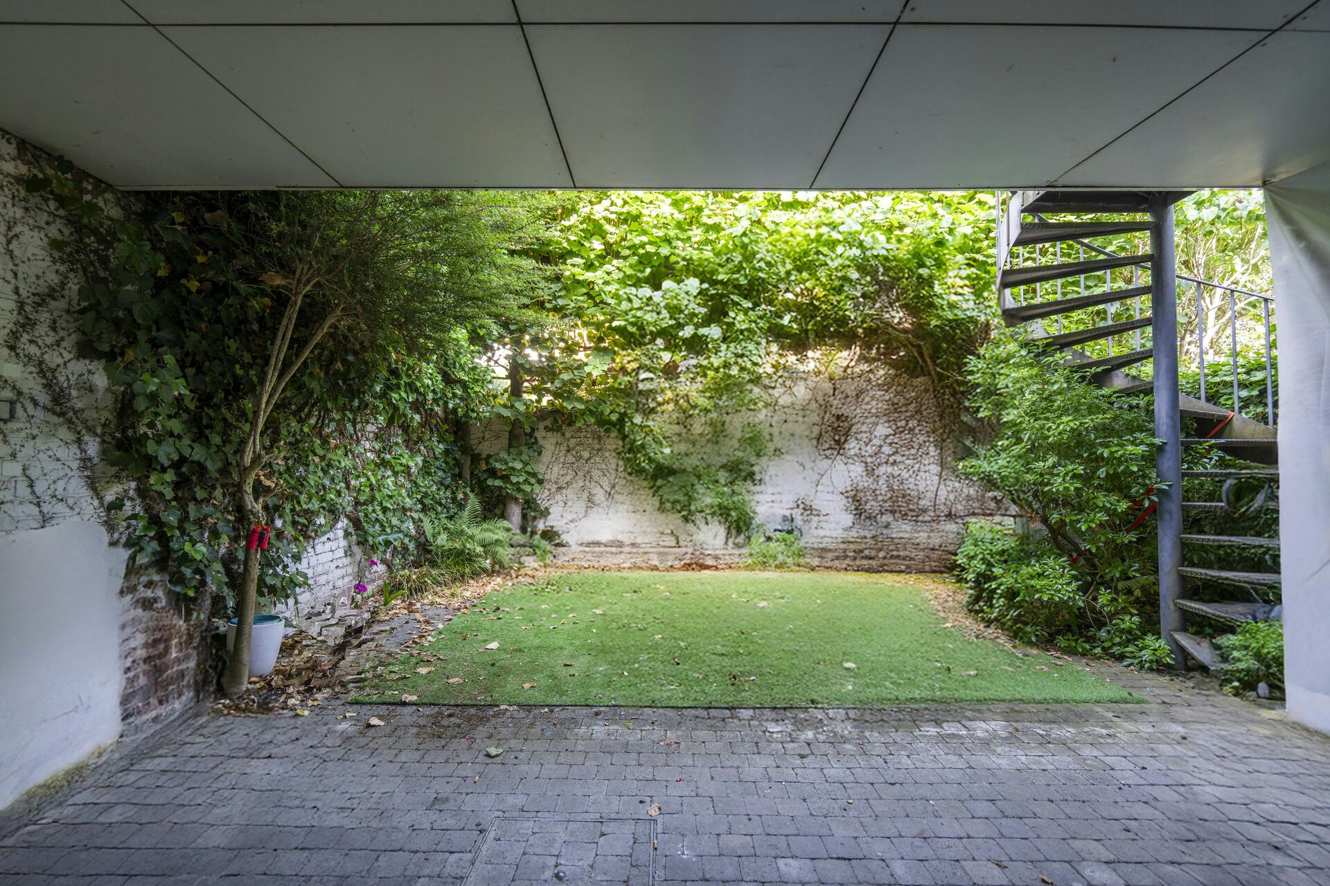 62150d19244e58379035d1b76b4cead4