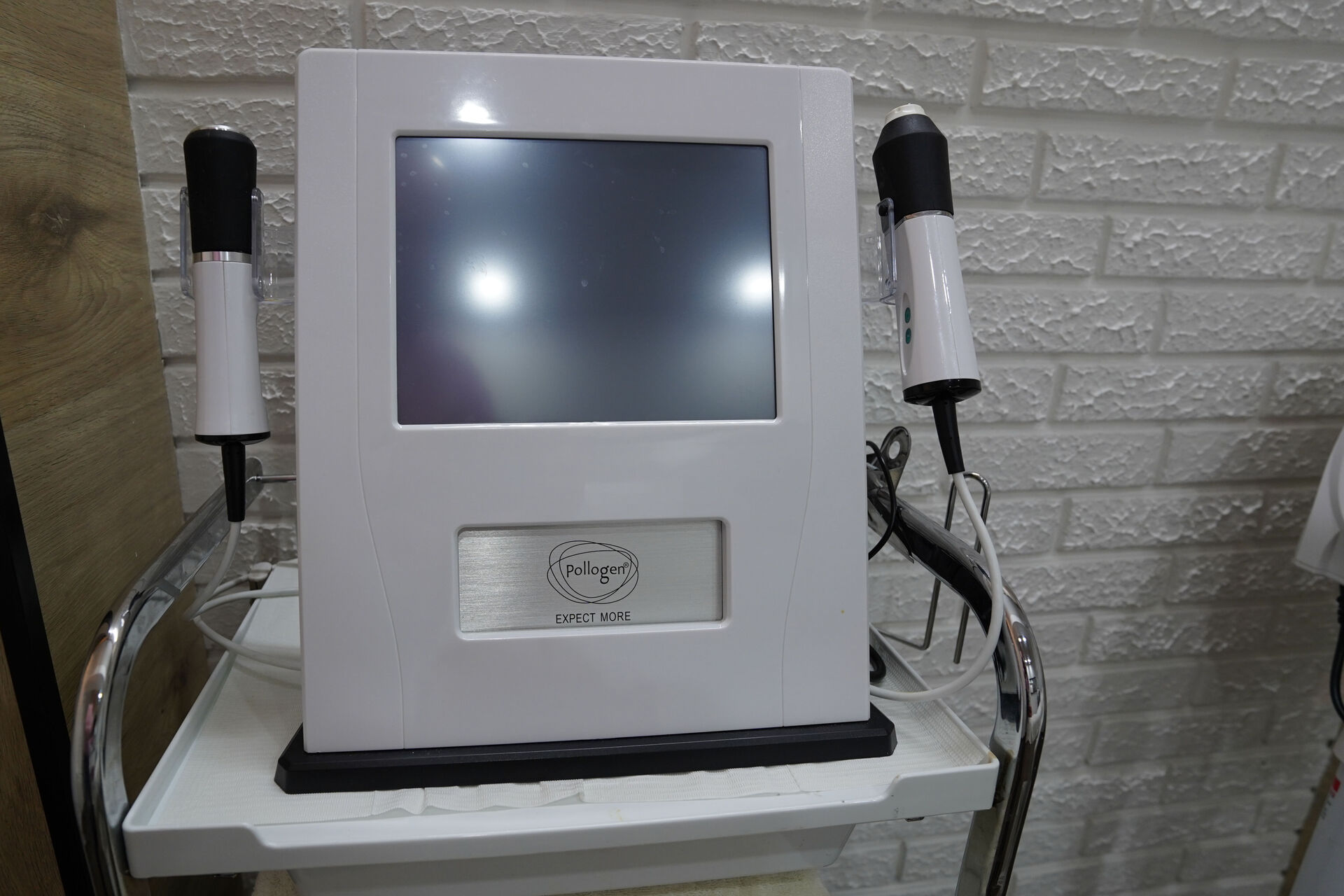 53d051eddaee5bbc53cbd44ed2bf371a