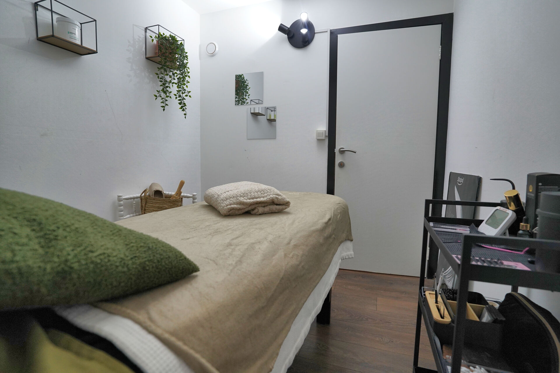 C735bb8c4c5bc9113070d9c4cbbb44fc