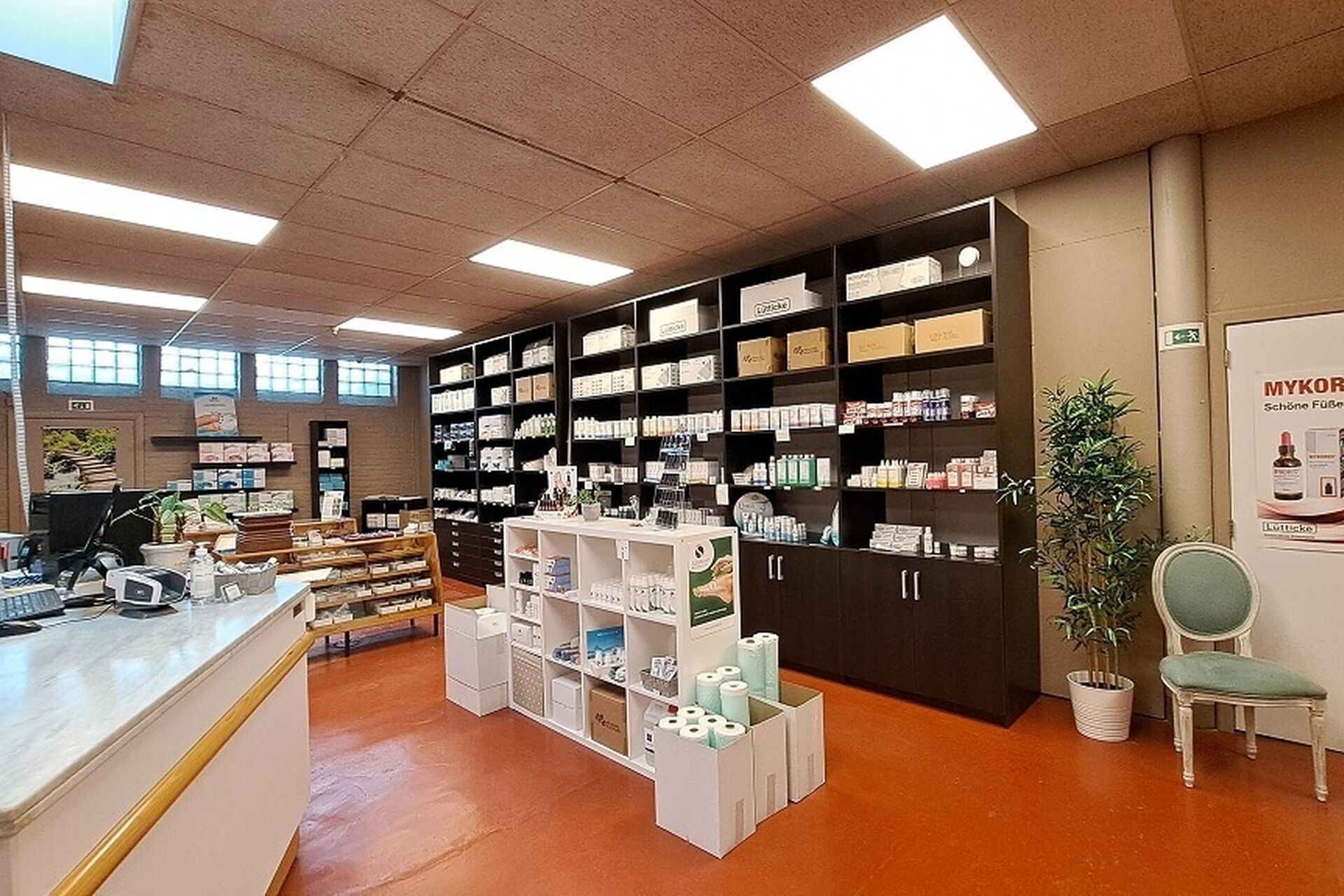 702d8a79484cf4a2f5f01edaaa003894