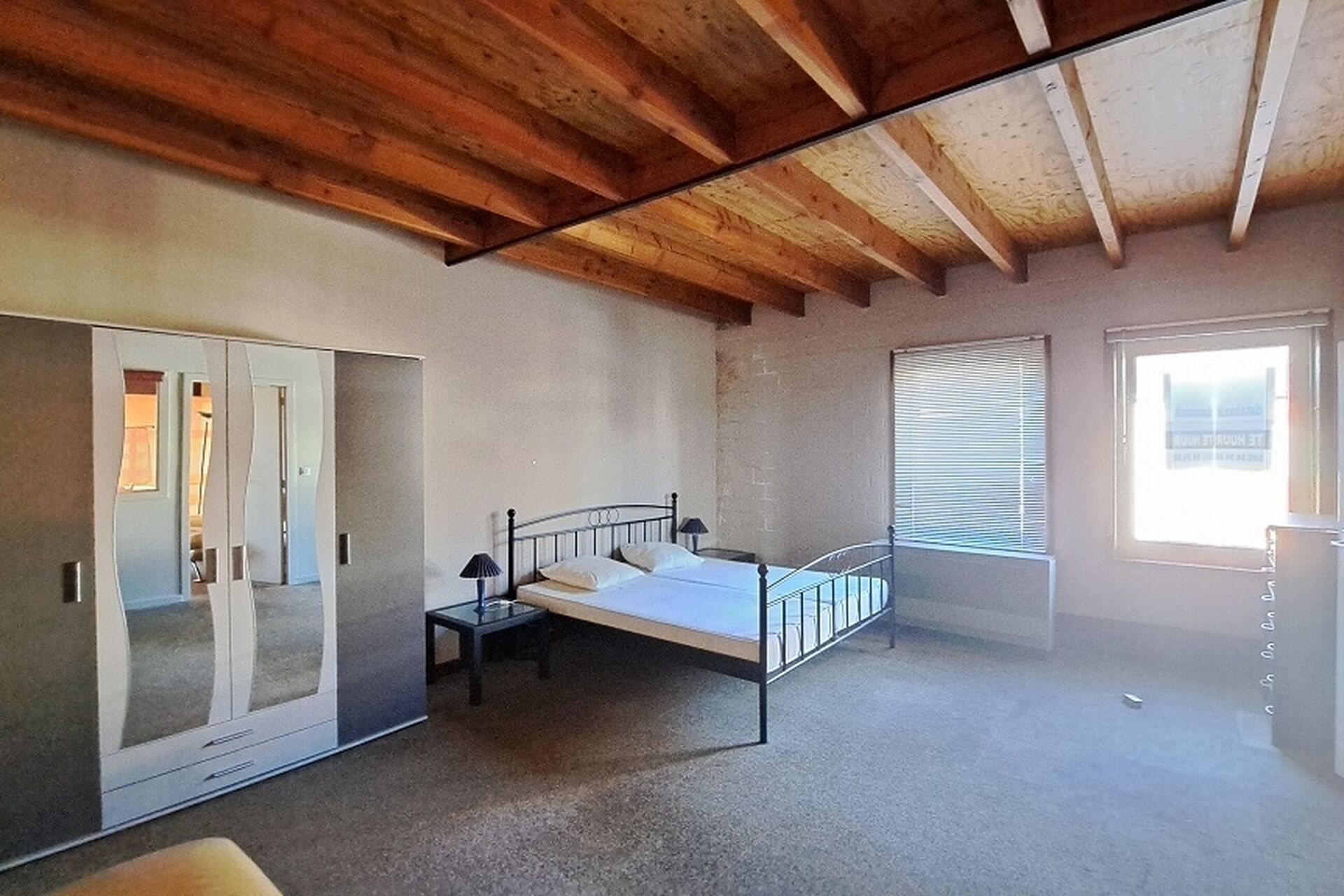 Ed3c4fdb301d31afe01846994a2c8665