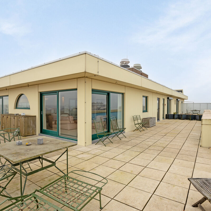 93e8d4c1d81c10ceeb7f1ced40c3935a