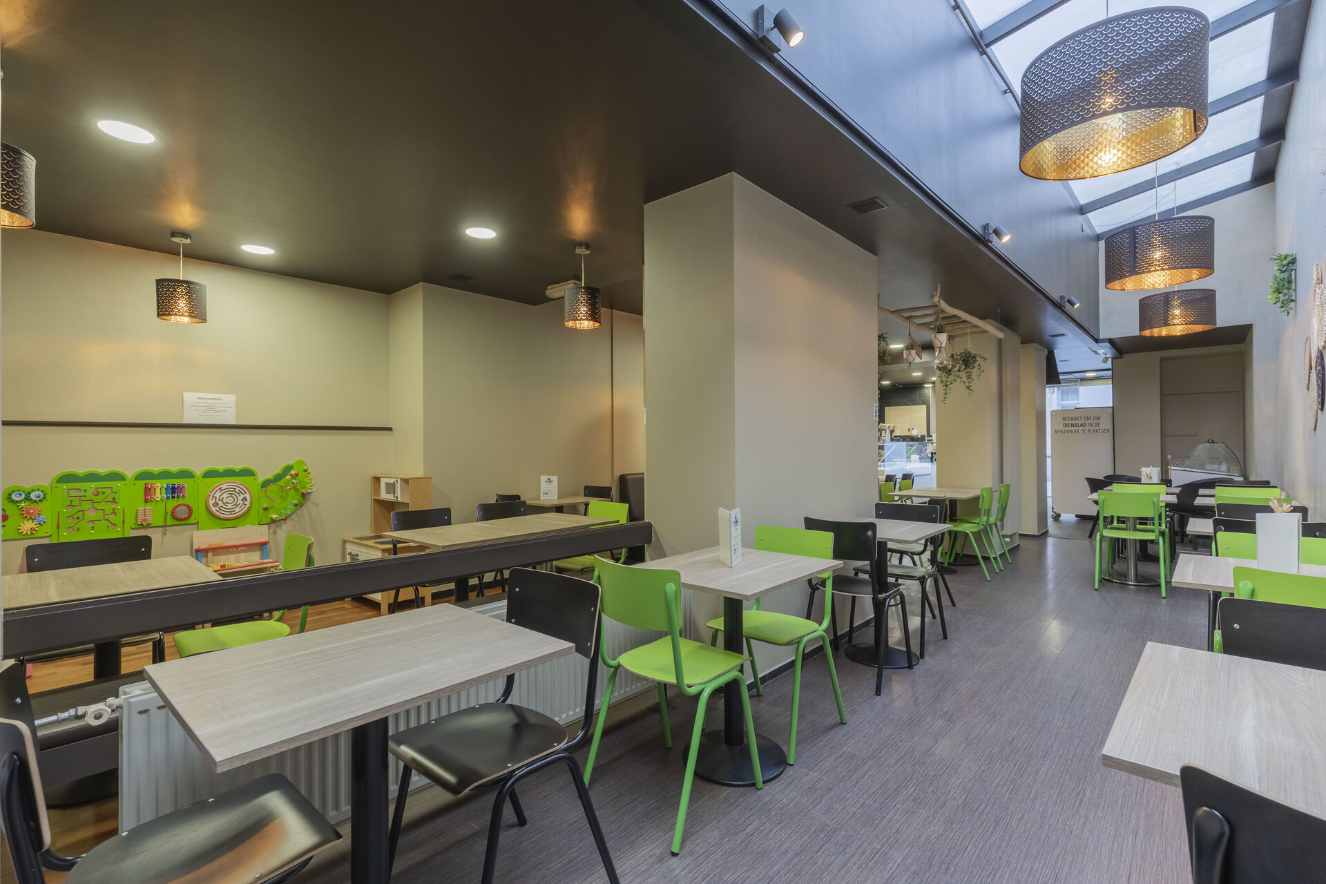 LR Marktstraat 51 8870 Izegem 008