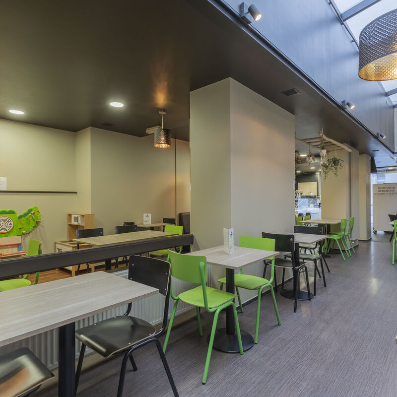 LR Marktstraat 51 8870 Izegem 008