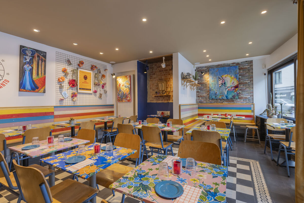 LR Gebroeders Vandeveldestraat 3 9000 Gent 011