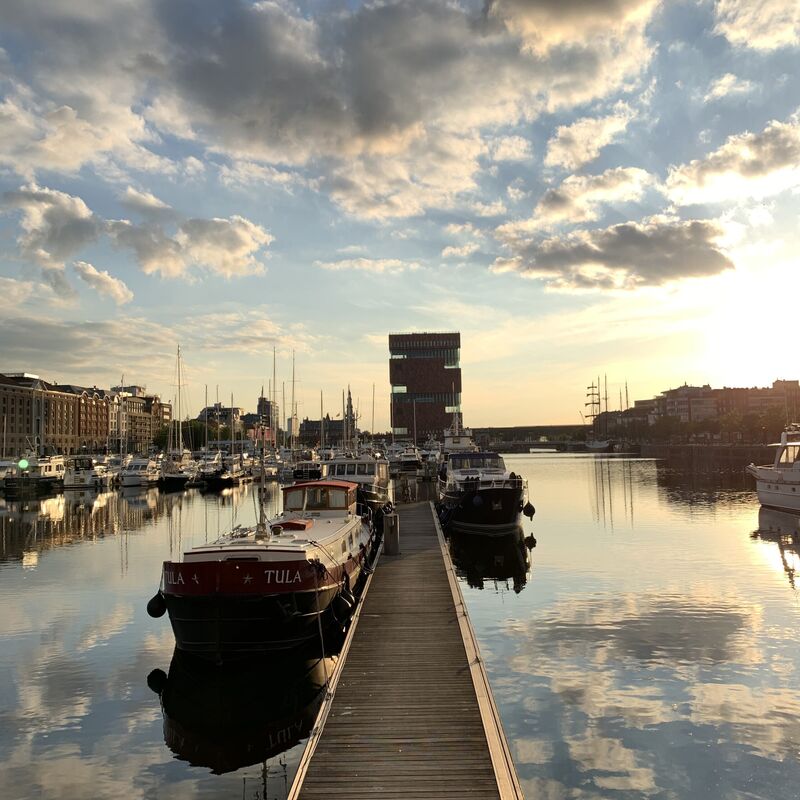 E3138cd9567fc6f927f7a0c145fa2d8b