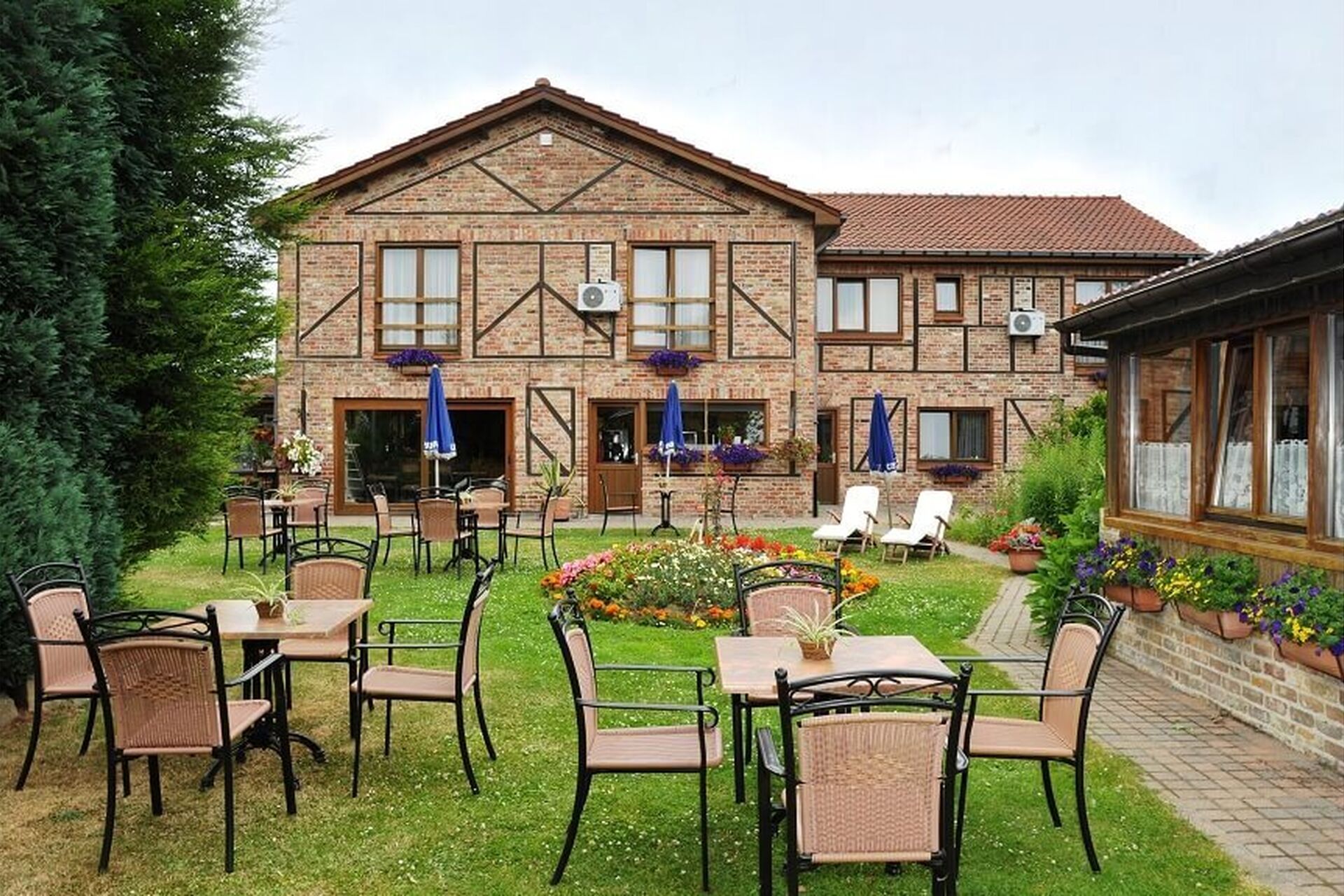 0a457c61af49e859677ccdd62881b5d2