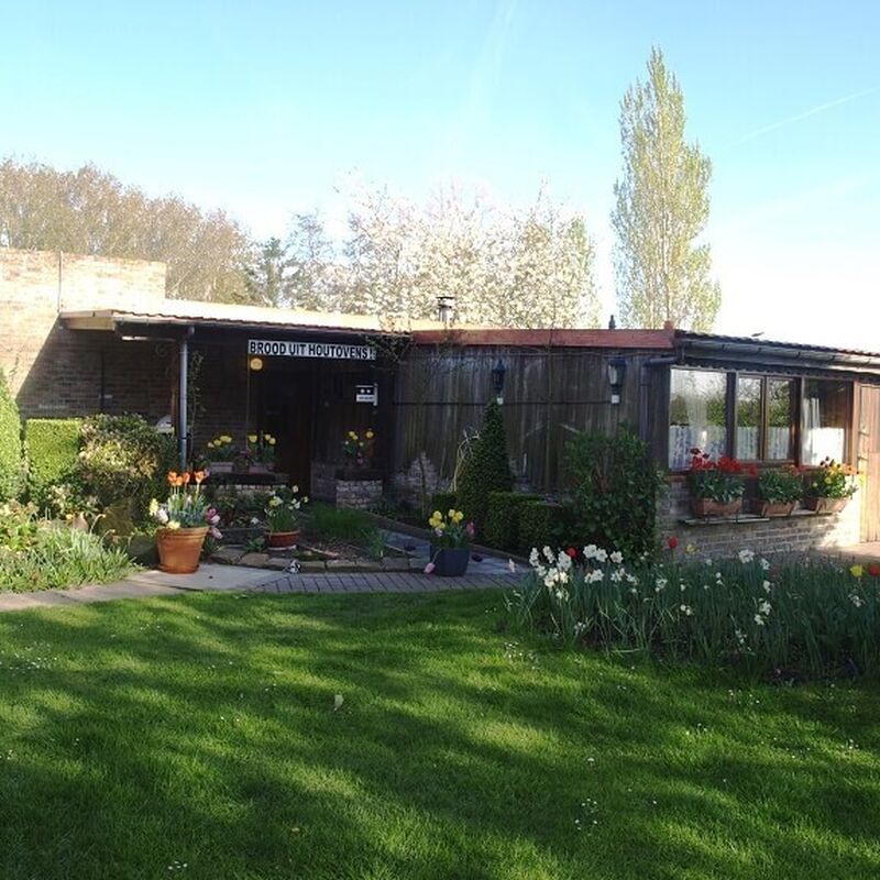 C4a88ede316adbd292784a3a13180e00