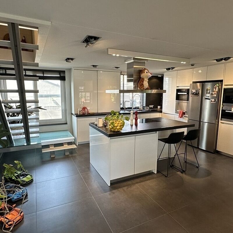 Ec8341ef0fa96cf03f74bbc84f9a4cfa