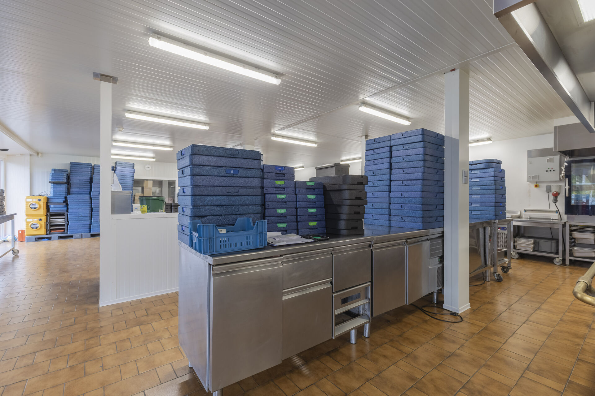 LR Geraardsbergsesteenweg 260 9400 Ninove 012