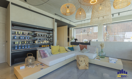 Over te nemen: Stijlvol ingerichte eetloft met huiselijk gevoel in Astene (Deinze) image