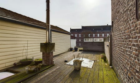 Goed draaiende dagbladhandel op de winkelstraat van Maaseik te koop image