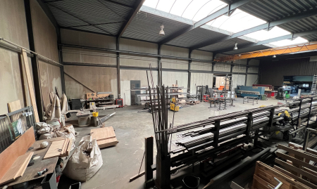 Goeddraaiend Metaalconstructiebedrijf over te nemen in Limburg - Genk image