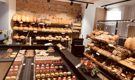Over te nemen: Goeddraaiende bakkerswinkel op toplocatie te Oostende image