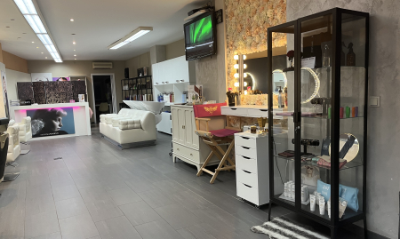 Succesvolle kapsalon met woonst image