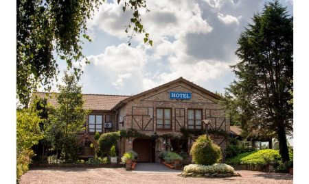 Oudenburg - Charmehotel - restaurant met woongelegenheid in landelijke omgeving | Horeca - Ref. 06/09175 image