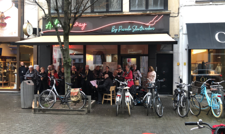 Ter overname: Moderne kunstgalerij - pop art - op topligging oude stad Antwerpen 