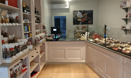 Chocolade en geschenkenwinkel over te nemen te Hove 