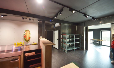 Te huur - Ternat - Voedingswinkel, geen overname, inrichting gratis! image