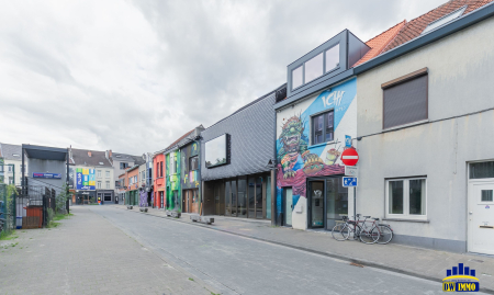 Volledig uitgerust restaurant over te nemen in studentenbuurt Gent image