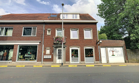  Patrimoniumvennootschap met opbrengsteigendom en handelspand in Essen, Antwerpen image