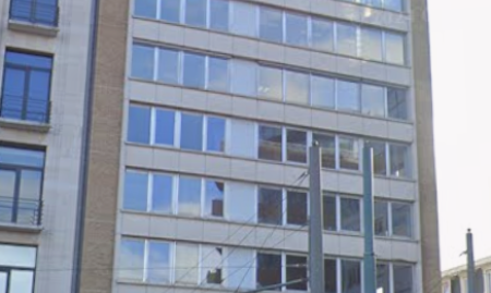 Patrimoniumvennootschap met verhuurd kantoor en parkings te Antwerpen centrum image