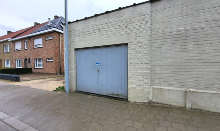 Sint-Michiels Brugge - TE KOOP - met overname - Handelspand met ruim TERRAS + WOONST - Ref. 04/46151  image