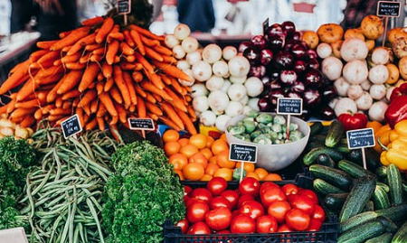 Goed draaiende kleinhandel + groothandel groenten en fruit over te nemen op toplocatie in Oost-Vlaanderen (OKT dossier_codenaam GROENTENENFRUIT) image