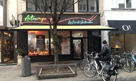 Ter overname: Moderne kunstgalerij - pop art - op topligging oude stad Antwerpen  image