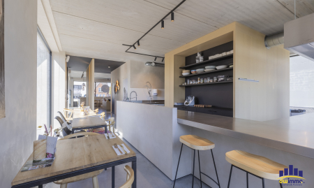 Over te nemen: Stijlvol ingerichte eetloft met huiselijk gevoel in Astene (Deinze) image