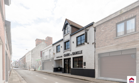 Handelspand met woonst op 1.150 m² in centrum Aarsele! 