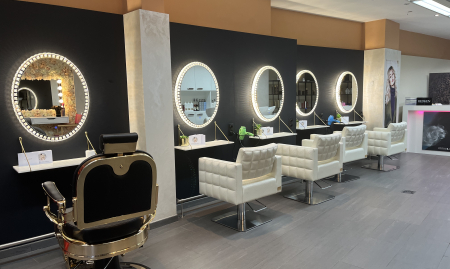 Succesvolle kapsalon met woonst image