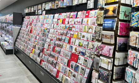 Ter overname: Krantenwinkel met groot assortiment papierwaren, tijdschriften boeken - Rand Brussel (OKT codenaam KRANTEN5) image