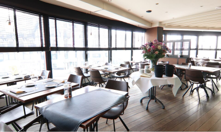 Knokke - Overname zeer gekend restaurant met TERRAS en uniek uitzicht | Horeca - Ref. 06/09544 image