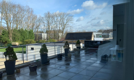 Herk-de-Stad - Te huur of Te koop - Handelsgelijkvloers + appartement voor € 995.000 image