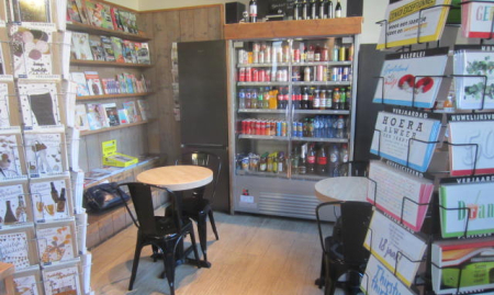 broodjeszaak / dagbladhandel met lotto te Antwerpen - Centrum ( D 3695 ) image
