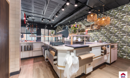 Handelspand met woonst op 1.150 m² in centrum Aarsele!  image