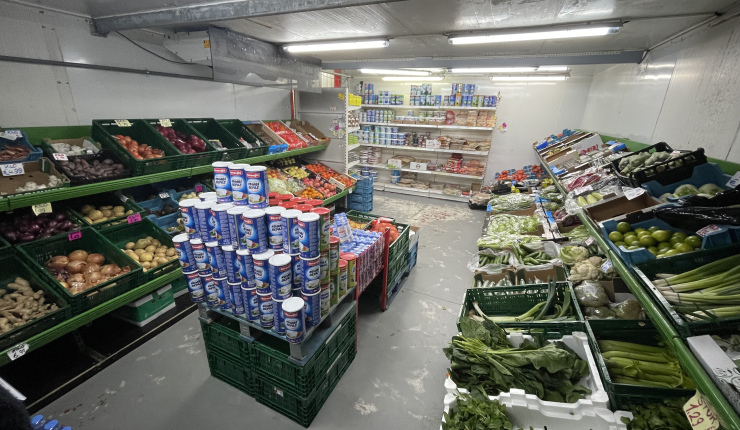 Supermarkt over te nemen in het hartje van Antwerpen, drukke straat image