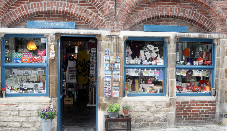 Gekende souvenir- & cadeauwinkel over te nemen te Gent