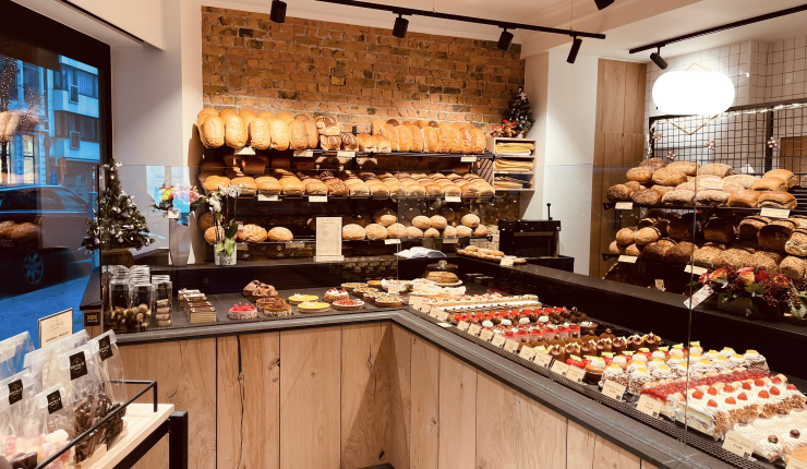 Over te nemen: Goeddraaiende bakkerswinkel op toplocatie te Oostende image