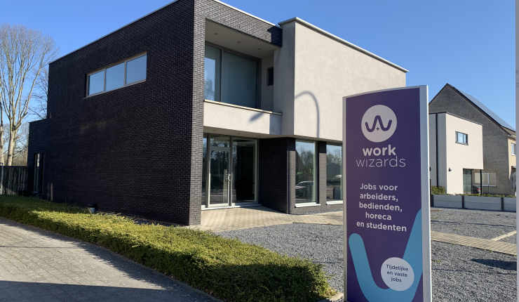 Herk-de-Stad - Te huur of Te koop - Handelsgelijkvloers + appartement voor € 995.000