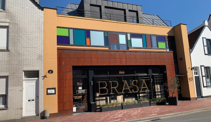 KNOKKE - TE KOOP - PRACHTIG HORECAPAND MET HANDELSFONDS INBEGREPEN 