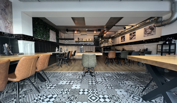 Over te nemen en/of te koop: Instapklaar restaurant op topligging in Genk – zonder naamovername image