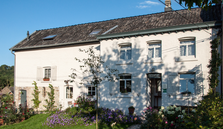 OVER TE NEMEN Operationele B&B/vakantieverblijf (8 pers) in de Voerstreek.