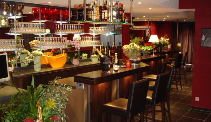 Hotel - Kamerverhuur te Koop