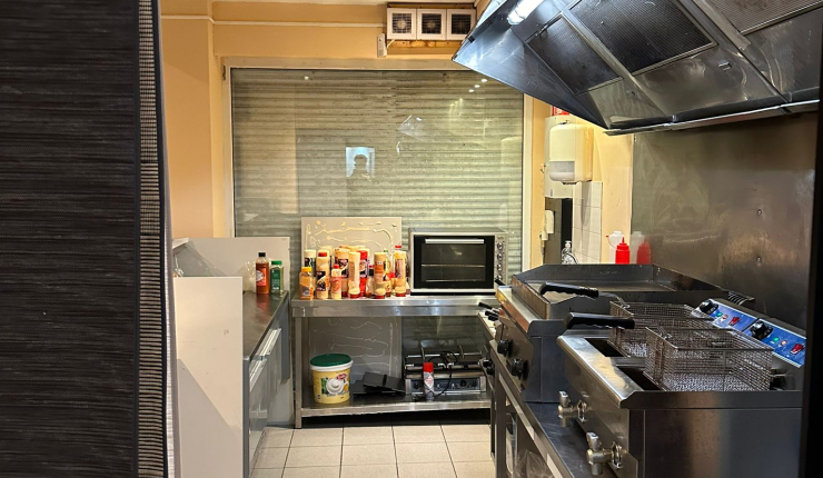 Overname Horecazaak toplocatie te Merksem nabij scholen, winkels en bedrijven.