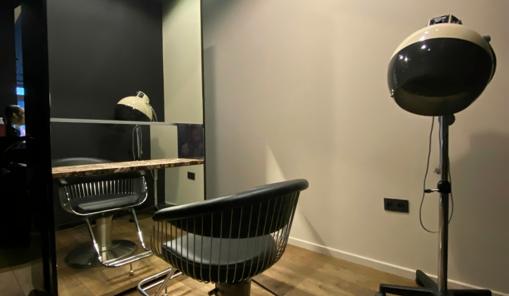 Gerenommeerd kapsalon te huur in Lier.